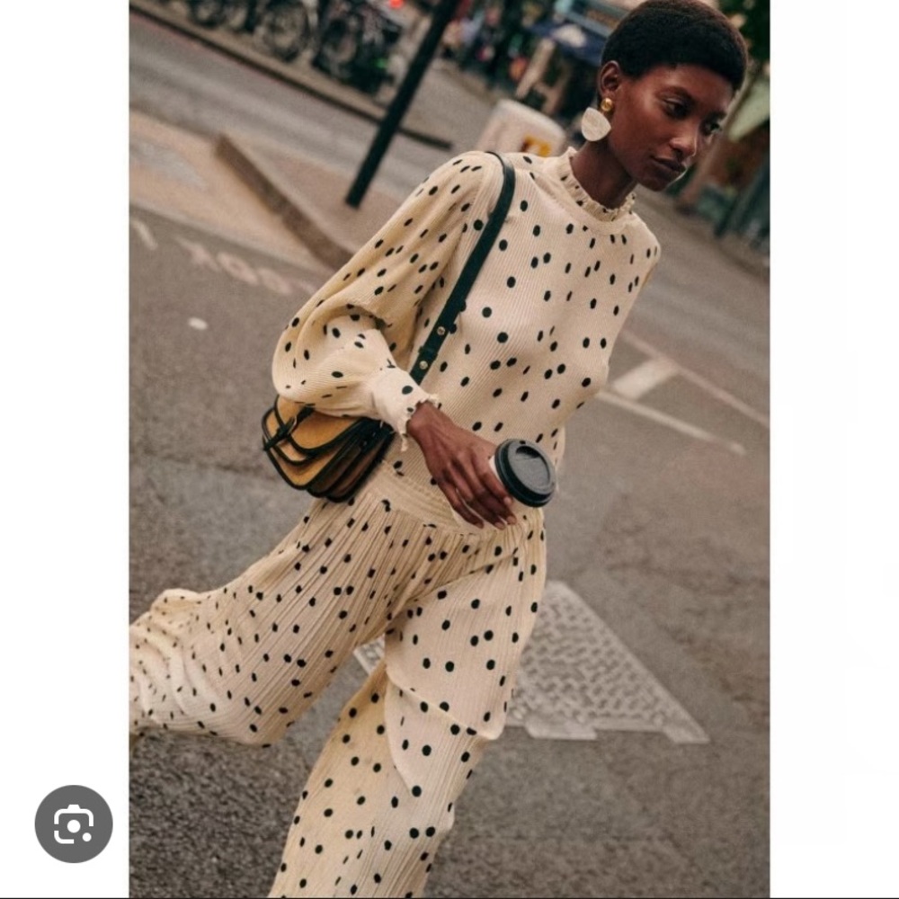 Sézane Rosalinda Black and white polka dot Blouse size 34